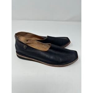 Anthropologie Nappi Women’s Black Leather Custom Loafers Vibram Soles size 7